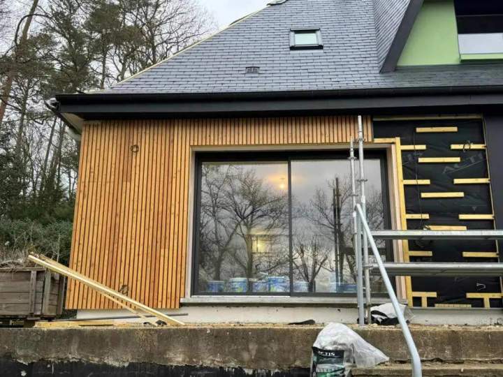 Nous garantissons un bardage de qualité. 